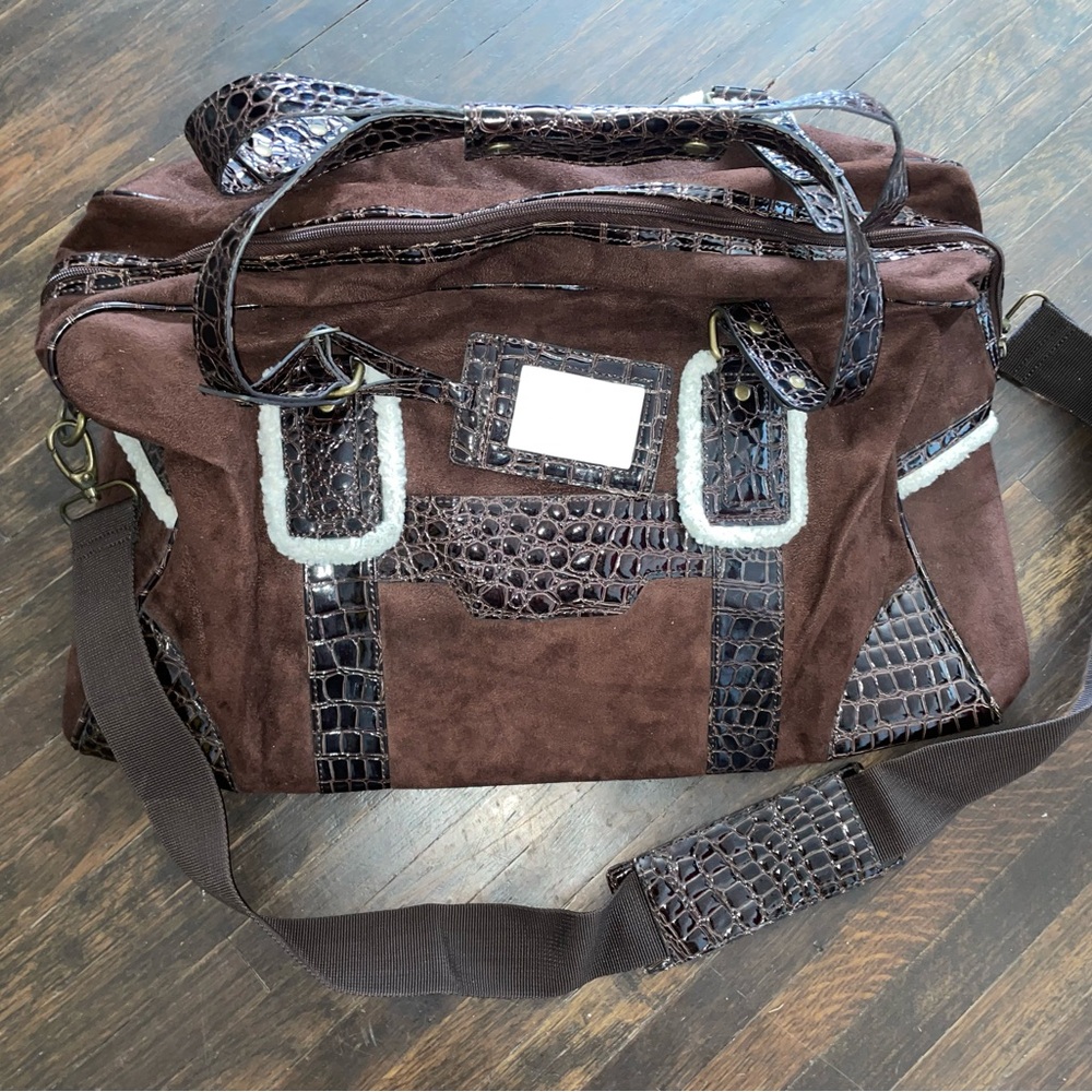 NWOT - Bath & Body Works Extra Large Travel / Duffle Bag